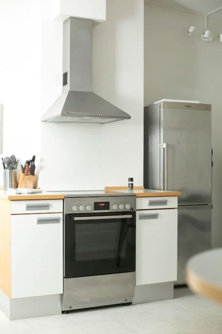 Large & Bright 3Br Apartment W Whirlpool Near Metro København Eksteriør billede