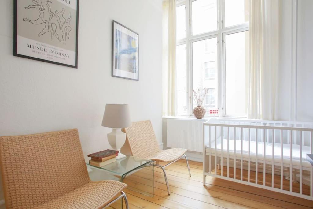 Large & Bright 3Br Apartment W Whirlpool Near Metro København Eksteriør billede