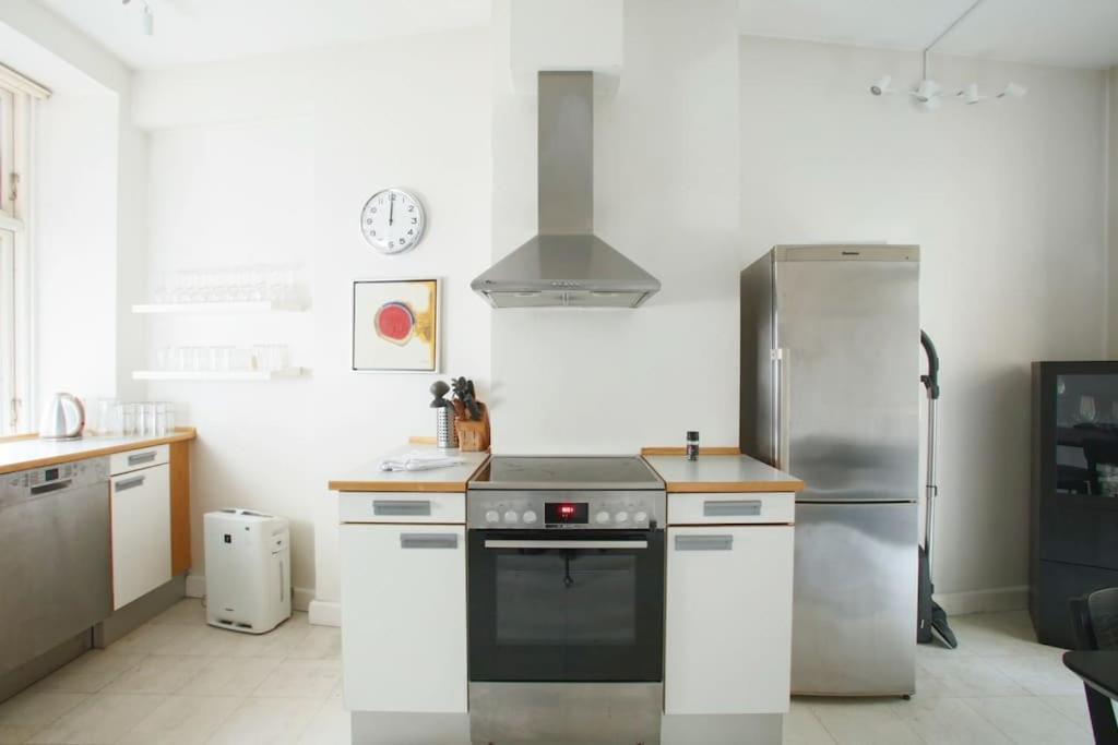 Large & Bright 3Br Apartment W Whirlpool Near Metro København Eksteriør billede