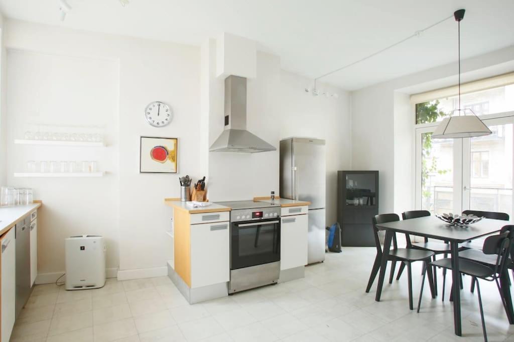 Large & Bright 3Br Apartment W Whirlpool Near Metro København Eksteriør billede