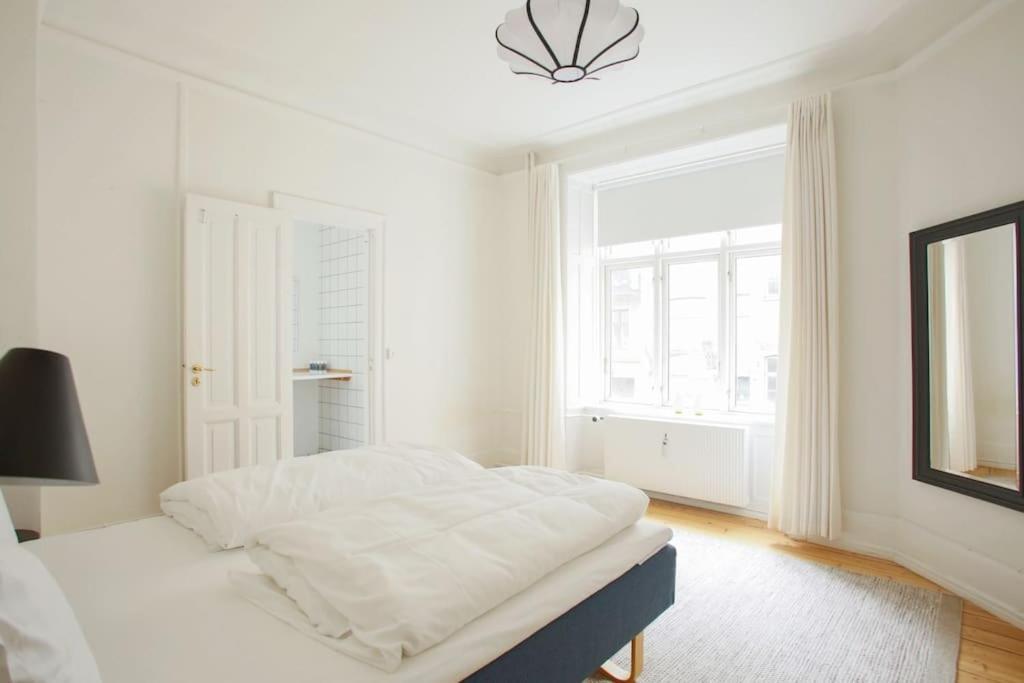 Large & Bright 3Br Apartment W Whirlpool Near Metro København Eksteriør billede