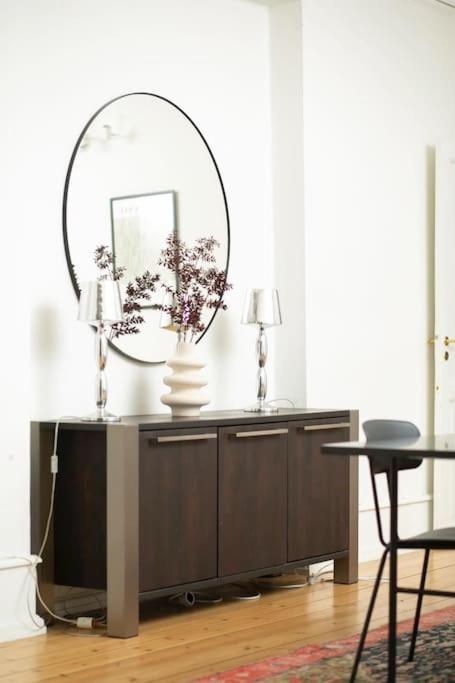 Large & Bright 3Br Apartment W Whirlpool Near Metro København Eksteriør billede