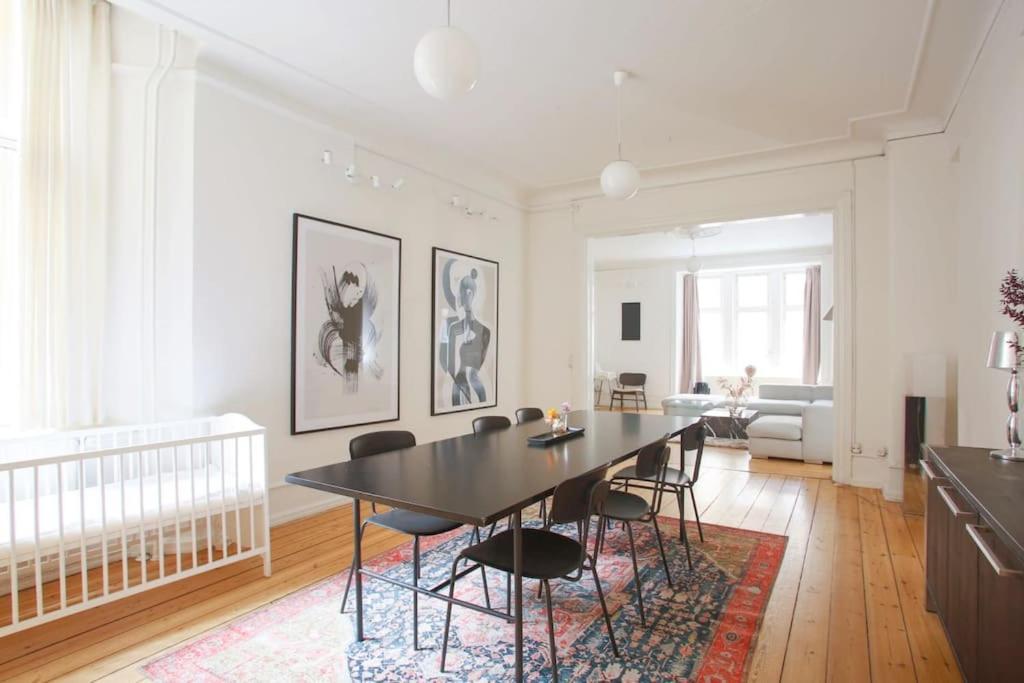 Large & Bright 3Br Apartment W Whirlpool Near Metro København Eksteriør billede