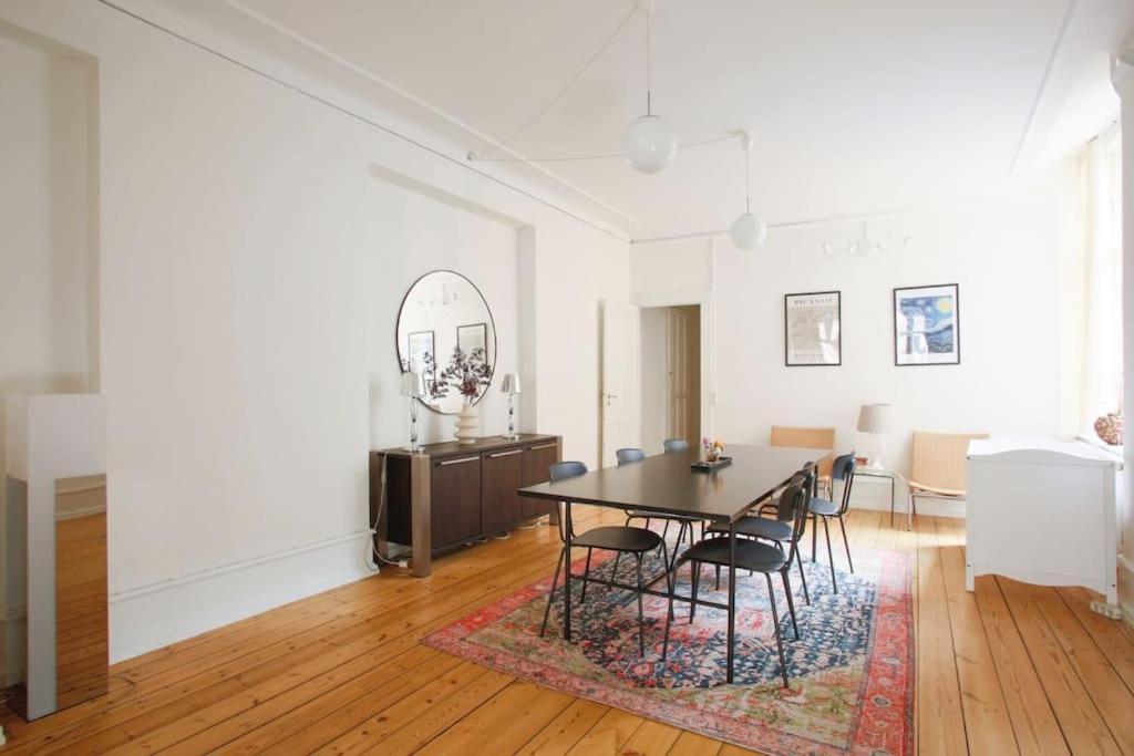 Large & Bright 3Br Apartment W Whirlpool Near Metro København Eksteriør billede